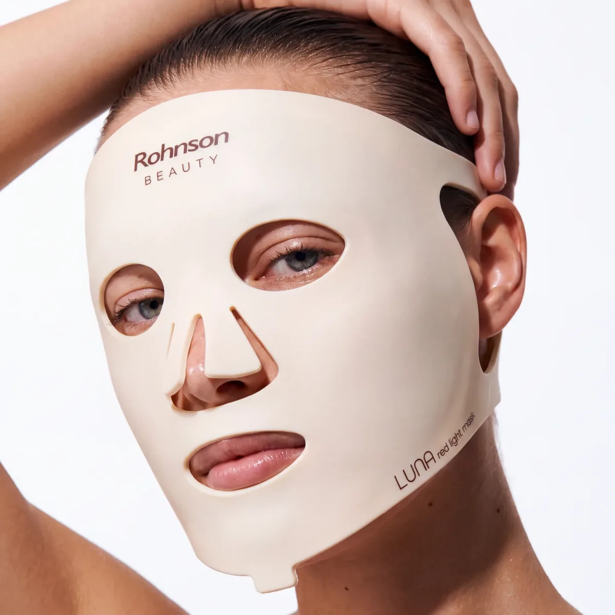 Rohnson Beauty LUNA red light mask on a model, logo and lettering crisp