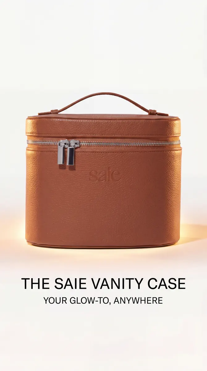 Saie Vanity Case, Dew Bronze and Liquid Blush, frame 3